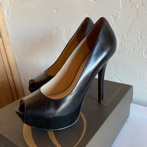 Black leather platform pump Enzo Angiolini, Tanen